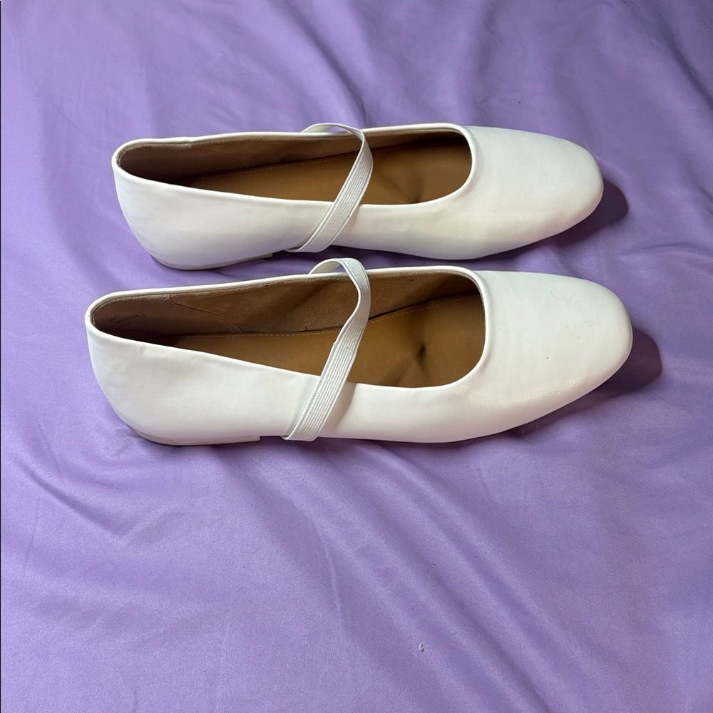 Cushionaire White Mary Jane Flats - Picture 2 of 6
